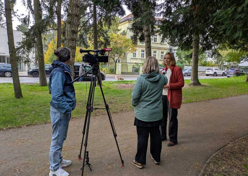 W24 interviewt das BuchQuartier